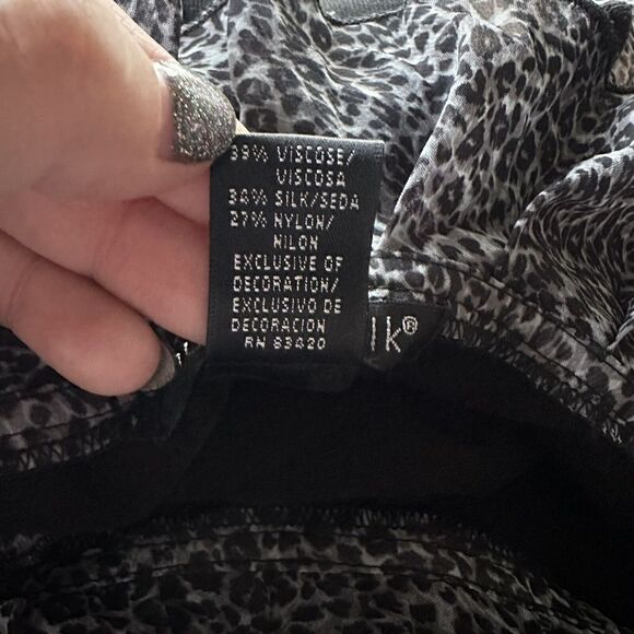 Womens August Silk Blend Snow Leopard Ruffle Collar Sweater Sz XL Black - Picture 5 of 5